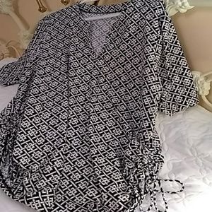 Lands End rash guard top!